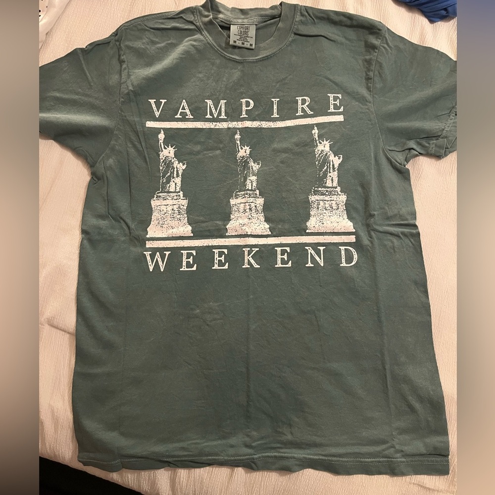 Vampire Weekend Tee